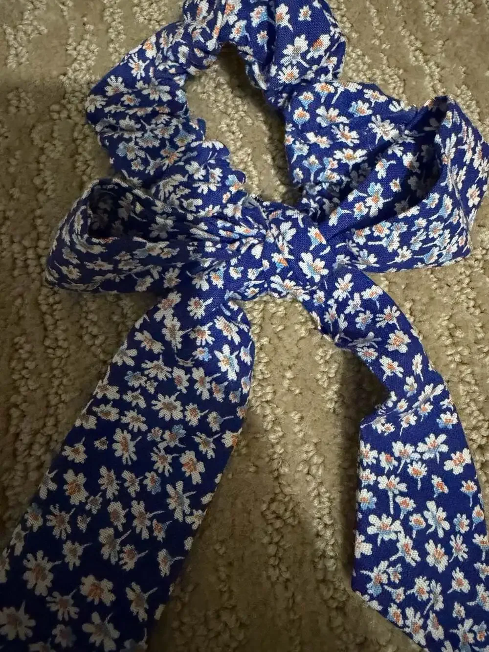 Kaxi hair scrunchie